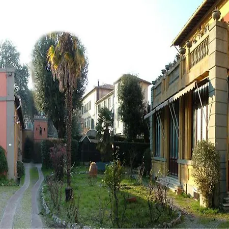 Bed & Breakfast Antica Piazza Dei Miracoli