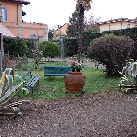 Bed & Breakfast Antica Piazza Dei Miracoli